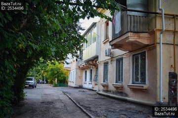 5-к квартира, 104 м², 2/2 эт.